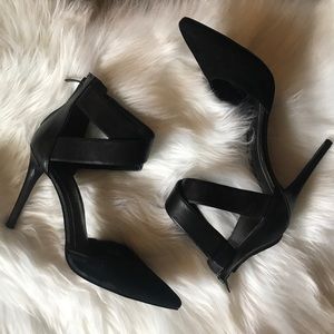 Enzo Angiolini Black Pumps